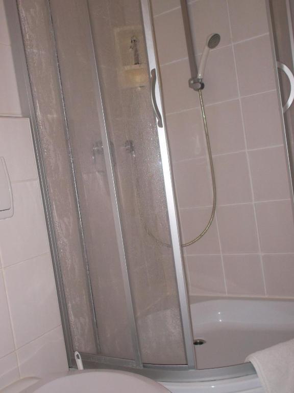 Hotel Am Seetor Ангермюнде Стая снимка