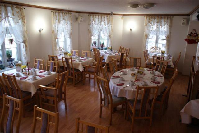 Hotel Am Seetor Ангермюнде Екстериор снимка